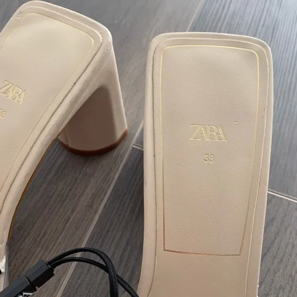 Zara cream coloured heels - Picture 2 of 3